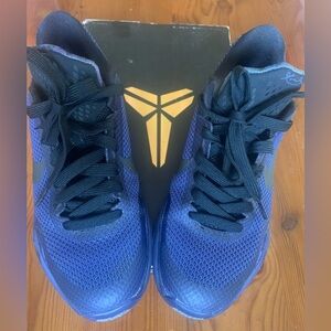 NIKE ZOOM KOBE X 10 BLACKOUT BLACK PERSIAN VIOLET PURLE PROTRO Sz U.S 4Y